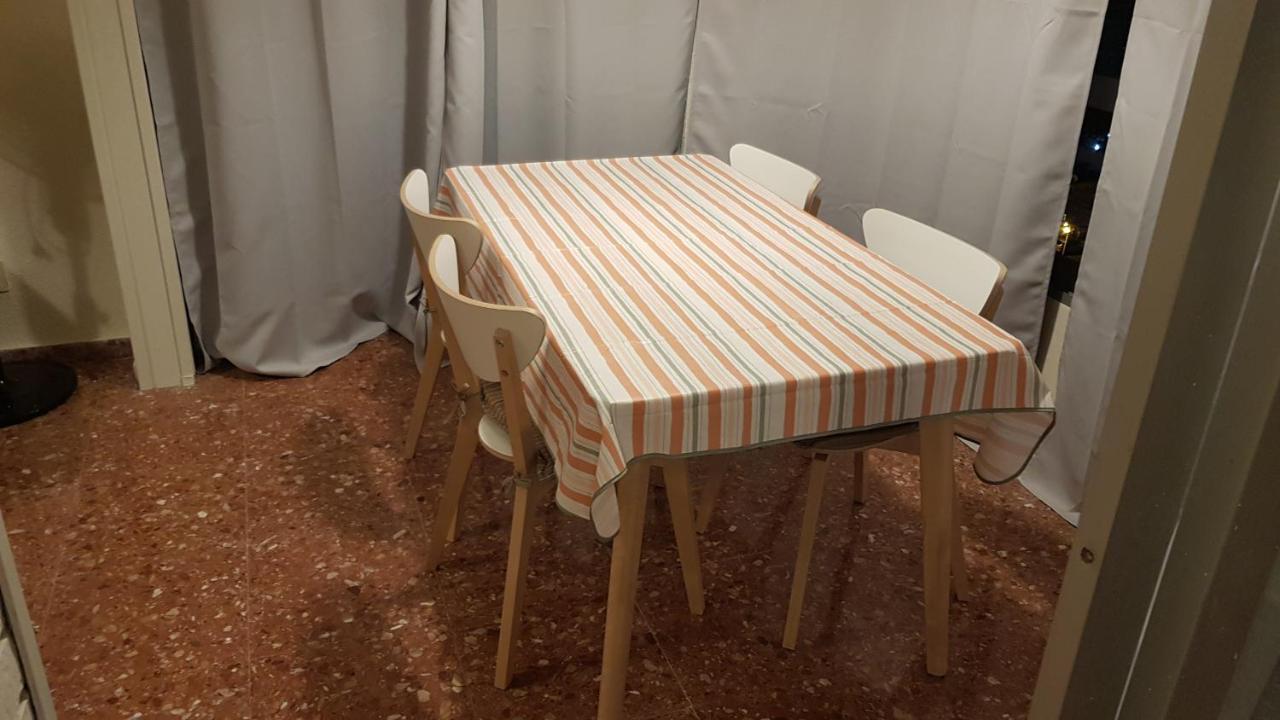 Disponible En Abril-Wifi-3Hab, 6 Pers, -Piscina, Aire Acondi-Parking Opcionable Extra Leilighet Benidorm Eksteriør bilde