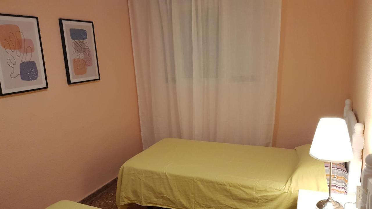 Disponible En Abril-Wifi-3Hab, 6 Pers, -Piscina, Aire Acondi-Parking Opcionable Extra Leilighet Benidorm Eksteriør bilde