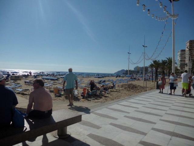 Disponible En Abril-Wifi-3Hab, 6 Pers, -Piscina, Aire Acondi-Parking Opcionable Extra Leilighet Benidorm Eksteriør bilde